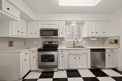 2718 Kissing Camel Court, Missouri City, TX 77459 - Photo 18