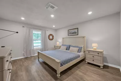 361 S Lakeside Drive, Huntsville, TX 77320 - Photo 18