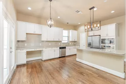 5209 Schuler Street #C, Houston, TX 77007 - Photo 4