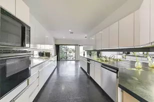 18201 Sandy Cove, Houston, TX 77058 - Photo 12