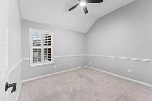 2615 Easton Springs Ct, Pearland, TX 77584 - Photo 22
