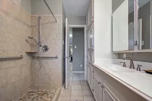 4814 Burning Tree Dr, Baytown, TX 77521 - Photo 30