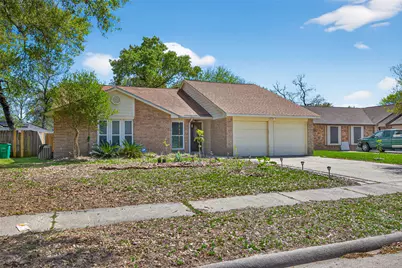 18918 Droitwich Drive, Humble, TX 77346 - Photo 2