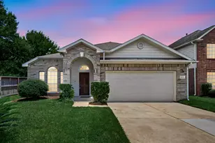 10511 Whisper Bluff Dr, Humble, TX 77396 - Photo 1