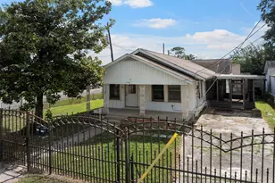 4118 Gano St, Houston, TX 77009 - Photo 2