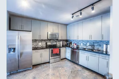 1601 W Webster Street Street #11, Houston, TX 77019 - Photo 8