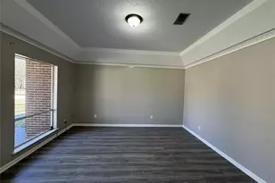 200 Broken Bough Ln, Conroe, TX 77304 - Photo 4