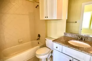 2104 Bancroft St, Houston, TX 77027 - Photo 34