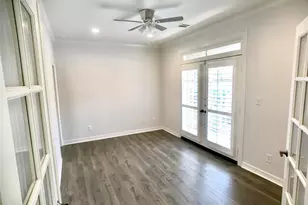 2104 Bancroft St, Houston, TX 77027 - Photo 12