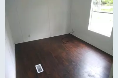 151 County Road 2801 Corner, Cleveland, TX 77327 - Photo 2