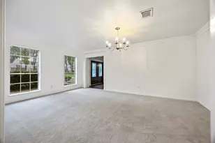 1919 Saddlecreek Dr, Houston, TX 77090 - Photo 10