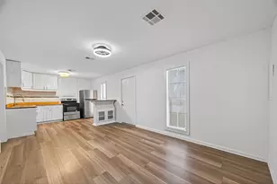 105 Clear Lake Rd, Highlands, TX 77562 - Photo 26