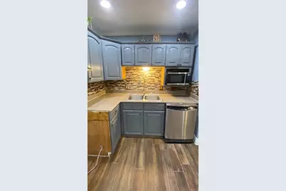 6623 Cresthill Street, Houston, TX 77033 - Photo 10