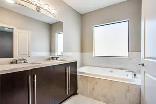 5506 E Petty St, Houston, TX 77007 - Photo 12
