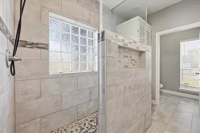 4404 Kitty Chapin Avenue, Orange, TX 77632 - Photo 24