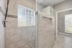 4404 Kitty Chapin Ave, Orange, TX 77632 - Photo 24