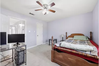 4404 Kitty Chapin Avenue, Orange, TX 77632 - Photo 28