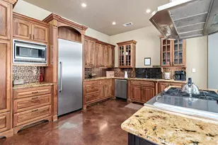 216 Berwick, Bridge City, TX 77611 - Photo 26
