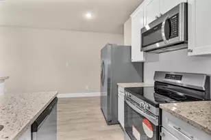 496B Golden St, Willis, TX 77378 - Photo 10