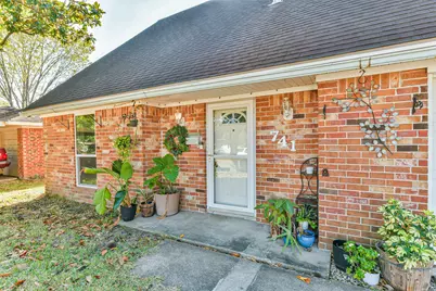 741 Rutgers Lane, Deer Park, TX 77536 - Photo 2