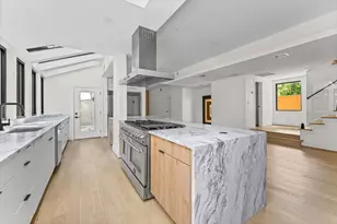 2135 Quenby St, Houston, TX 77005 - Photo 14