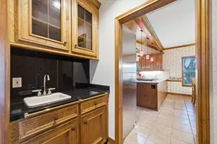 2516 Woodcreek Dr, Pearland, TX 77581 - Photo 18