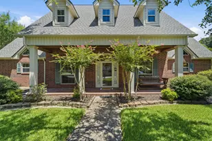 2516 Woodcreek Dr, Pearland, TX 77581 - Photo 6