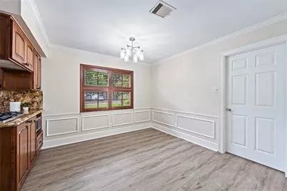 9806 Emnora Lane, Houston, TX 77080 - Photo 8