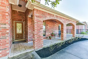 1910 Quinn Rd, Pearland, TX 77581 - Photo 4