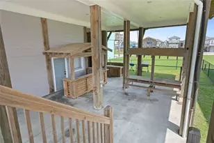 982 S Redfish, Crystal Beach, TX 77650 - Photo 8