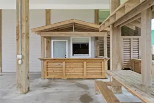 982 S Redfish, Crystal Beach, TX 77650 - Photo 6