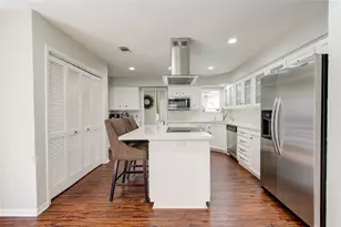 12147 Ella Lee Ln, Houston, TX 77077 - Photo 20