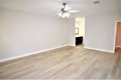 17481 Red Oak Drive #17481, Houston, TX 77090 - Photo 22