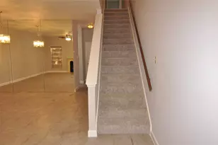 17481 Red Oak Dr, Houston, TX 77090 - Photo 16