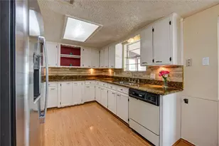 21456 Magnolia Dr, New Caney, TX 77357 - Photo 10