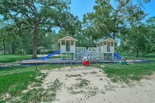 2414 Coachlight Ln, Conroe, TX 77384 - Photo 34