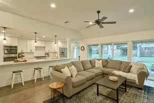 2414 Coachlight Ln, Conroe, TX 77384 - Photo 14