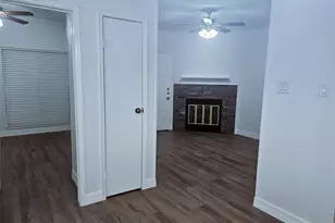 921 Marine Dr, Galveston, TX 77550 - Photo 6