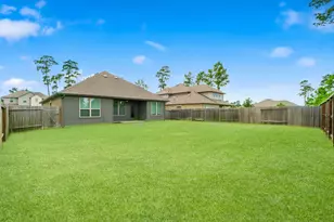 14127 Lake Lodge Dr, Conroe, TX 77384 - Photo 30