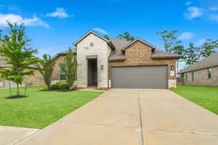14127 Lake Lodge Dr, Conroe, TX 77384 - Photo 2
