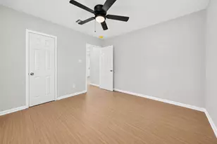 874 Green Meadow Ln, Houston, TX 77091 - Photo 20