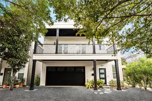 415 W 8th St, Houston, TX 77007 - Photo 2