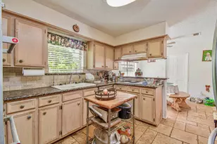 604 Fairway Dr, Richmond, TX 77469 - Photo 12