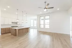 30723 Green Acres Ct, Fulshear, TX 77423 - Photo 6