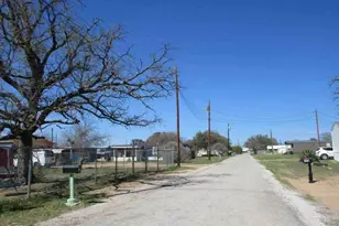 107 Buttercup St, Kingsland, TX 78639 - Photo 6