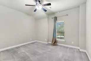 15819 Graham Spring Ln, Houston, TX 77044 - Photo 36