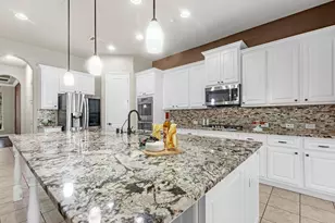15819 Graham Spring Ln, Houston, TX 77044 - Photo 14