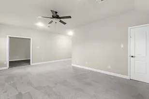 15819 Graham Spring Ln, Houston, TX 77044 - Photo 32