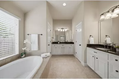 527 Jordan Creek Court, League City, TX 77573 - Photo 34
