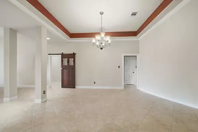 527 Jordan Creek Court, League City, TX 77573 - Photo 12
